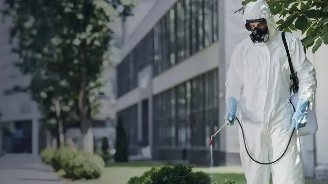 Técnico em atendimento externo de controle de pragas para a Unidade Detecta em Botucatu.